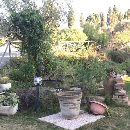 Agriturismo Santu Marcialis Bauernhof Dolianova