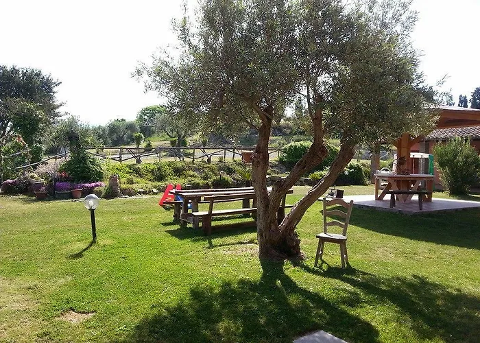 Agriturismo Santu Marcialis Farmház *