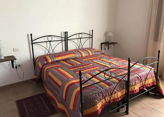 Farmház Agriturismo Santu Marcialis Dolianova